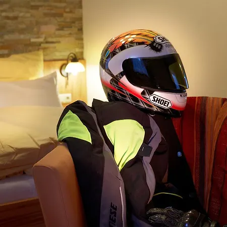 Hotel Wanderhotel Gruener Baum Bach (Tyrol)