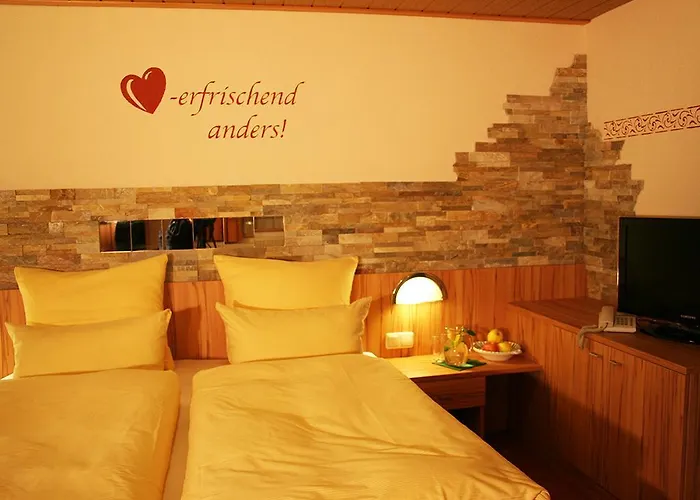 Szálloda Wanderhotel Gruener Baum 3*